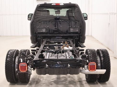 New 2026 Ford F550 4x4 Supercab Super Duty w/ XLT Value Package image 7