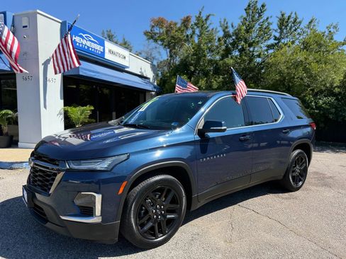 Used 2022 Chevrolet Traverse LT AWD/4WD image 19