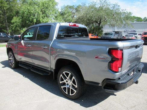 Used 2024 Chevrolet Colorado Z71 w/ Z71 Convenience Package 2 AWD/4WD image 5