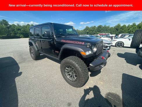 Used 2022 Jeep Wrangler Unlimited Rubicon w/ Cold Weather Group AWD/4WD image 5