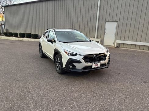 Certified 2025 Subaru Crosstrek 2.0i Premium image 7