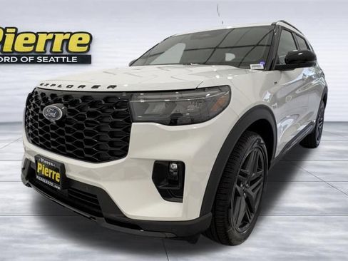 New 2026 Ford Explorer ST-Line w/ ST-Line Street Pack AWD/4WD image 1