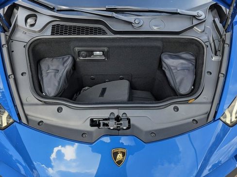 Used 2024 Lamborghini Huracan EVO image 20