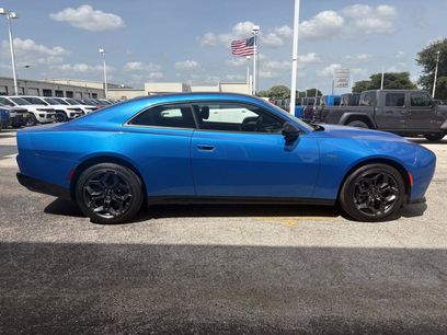 New 2026 Dodge Charger R/T w/ Blacktop Package