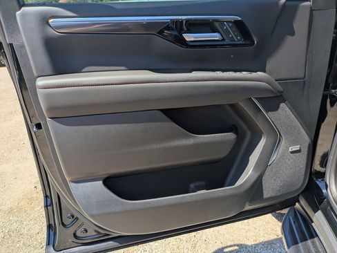 New 2026 Chevrolet Tahoe RST w/ RST Capability Package AWD/4WD image 8