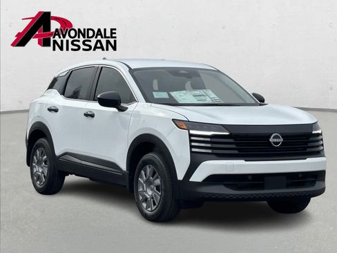 New 2026 Nissan Kicks S image 9