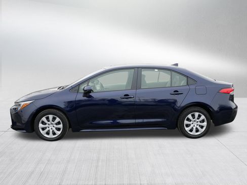 Certified 2025 Toyota Corolla LE w/ Convenience Package image 4