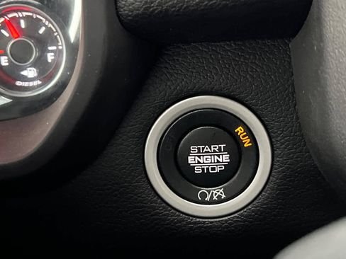 Used 2024 RAM 2500 Big Horn image 30