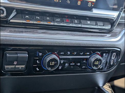 Used 2024 Chevrolet Silverado 1500 LTZ w/ LTZ Convenience Package II image 15