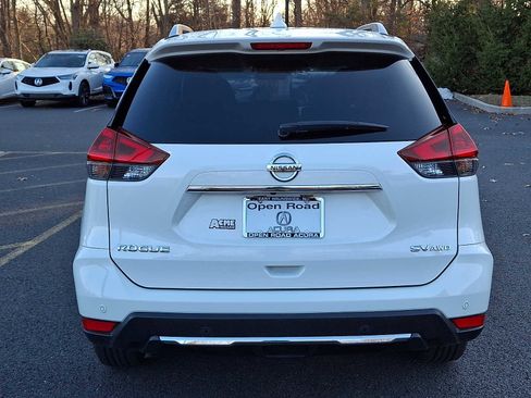 Used 2020 Nissan Rogue SV image 5