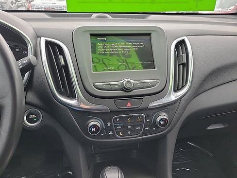 Used 2019 Chevrolet Equinox LT image 12
