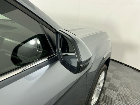 Used 2022 Volkswagen Atlas SE image 31