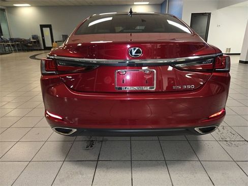 Used 2019 Lexus ES 350 Ultra Luxury image 7