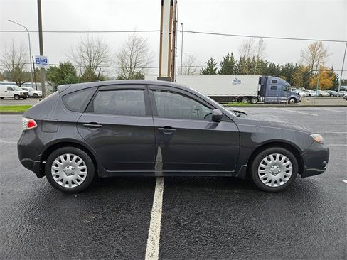 Used 2009 Subaru Impreza 2.5i image 2