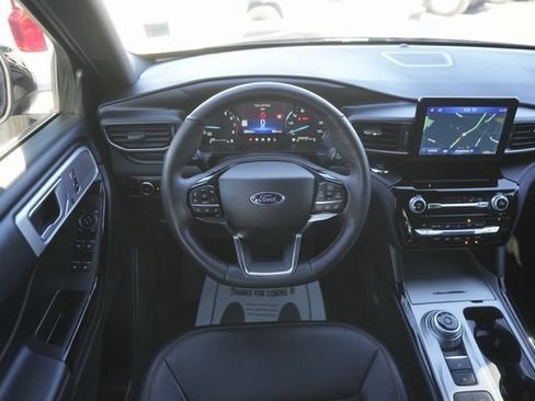 Certified 2023 Ford Explorer ST-Line w/ Class IV Trailer Tow Package image 22