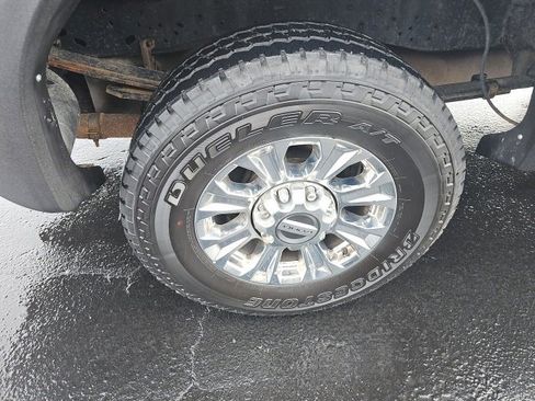 Used 2016 Ford F250 XLT w/ XLT Value Package image 78