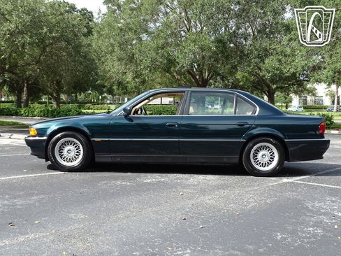 Used 1995 BMW 740iL image 16