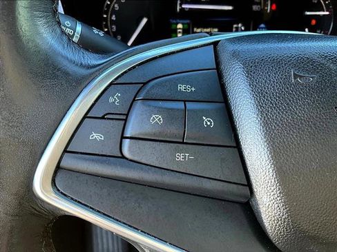 Used 2018 Cadillac XT5 FWD image 20