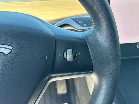 Used 2022 Tesla Model 3 Long Range AWD/4WD image 30