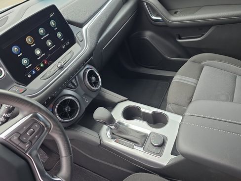 Certified 2025 Chevrolet Blazer LT AWD/4WD image 18