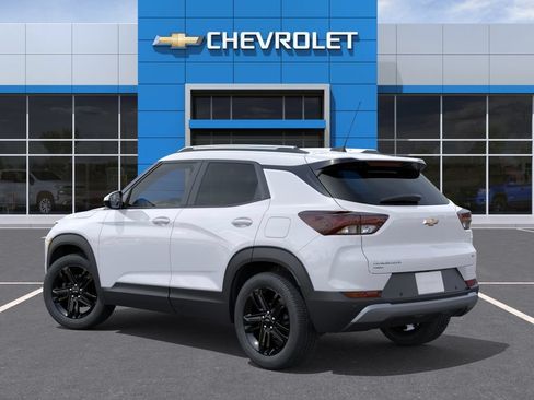 New 2026 Chevrolet TrailBlazer LT w/ Convenience Package AWD/4WD image 3