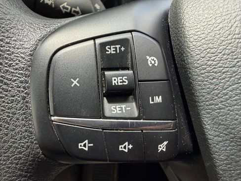 Used 2025 Ford Transit 350 XLT RWD image 26