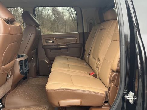 Used 2024 RAM 3500 Limited w/ Safety Group image 12