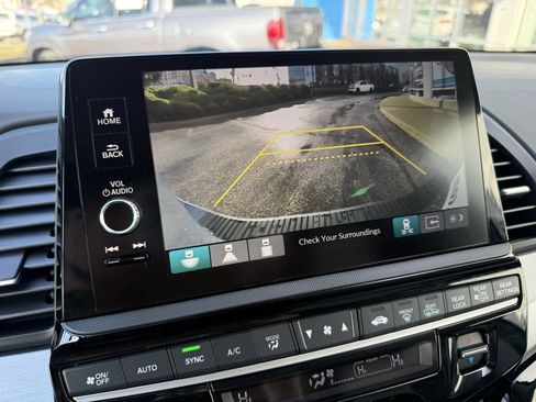 Used 2026 Honda Odyssey Touring image 21