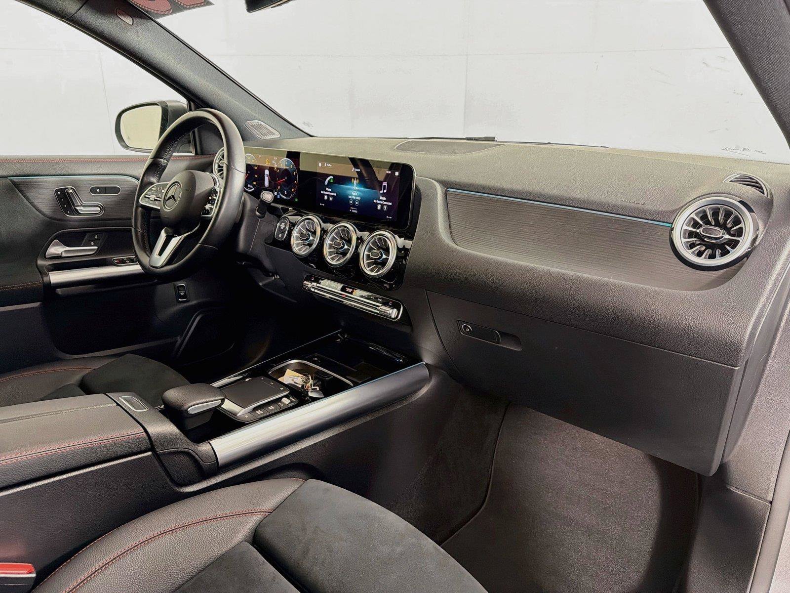 Used 2023 Mercedes-Benz GLA 250 4MATIC w/ AMG Line Exterior image 31