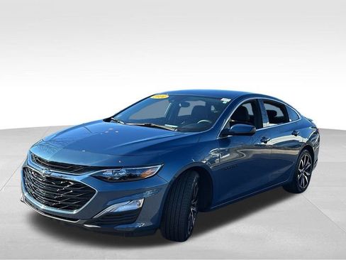 Used 2024 Chevrolet Malibu RS image 3