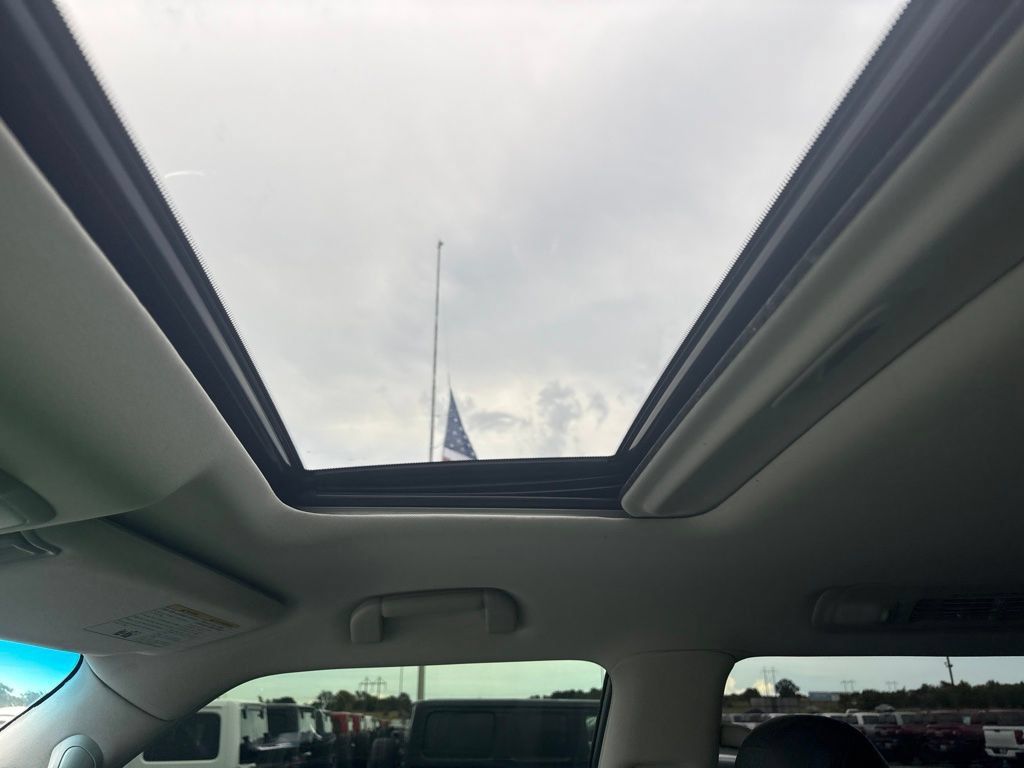 Used 2017 INFINITI QX80 4WD image 19