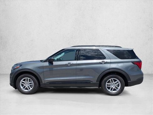 New 2026 Ford Explorer Active w/ Active Comfort Package RWD image 5