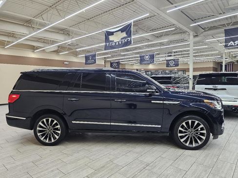 Used 2021 Lincoln Navigator L Reserve image 5