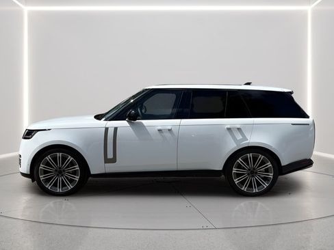 New 2026 Land Rover Range Rover SE AWD/4WD image 2