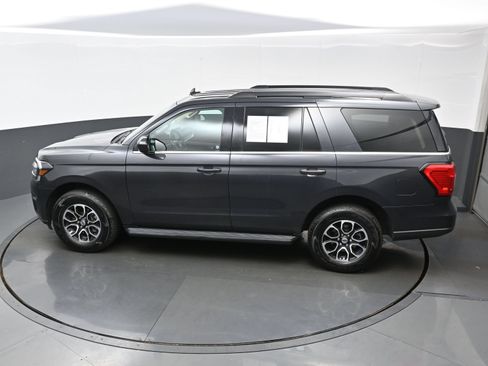 Used 2022 Ford Expedition XLT AWD/4WD image 36