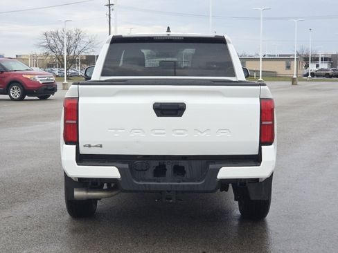 Used 2024 Toyota Tacoma SR5 image 16