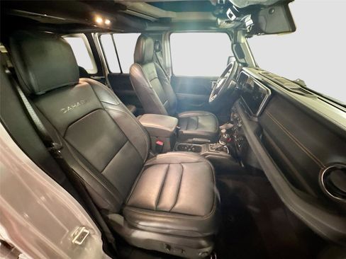 Used 2024 Jeep Wrangler Sahara w/ Technology Group image 15