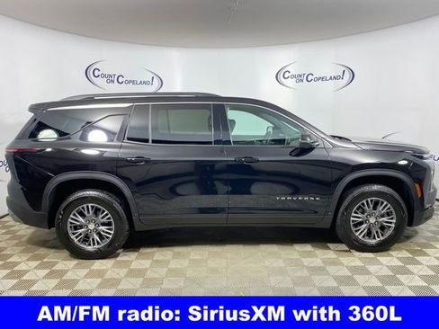 Certified 2025 Chevrolet Traverse LT w/ Driver Confidence Package image 8