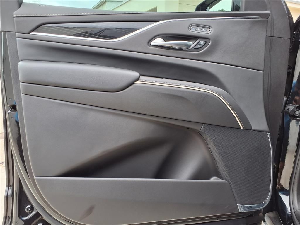 Used 2024 Cadillac Escalade Sport AWD/4WD image 21