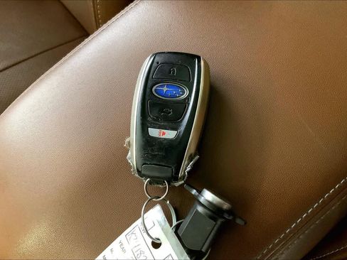 Used 2019 Subaru Ascent Touring w/ Popular Package #2 AWD/4WD image 14