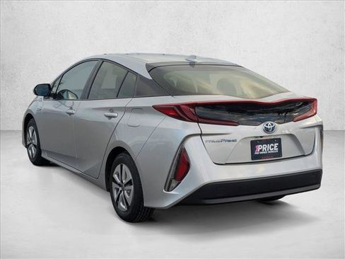 Used 2017 Toyota Prius Prime Plus image 8