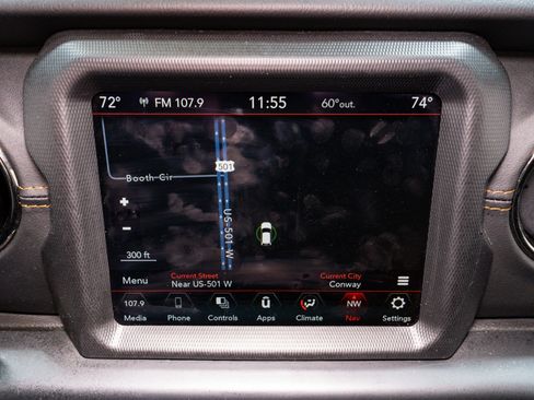 Used 2023 Jeep Gladiator Overland image 18