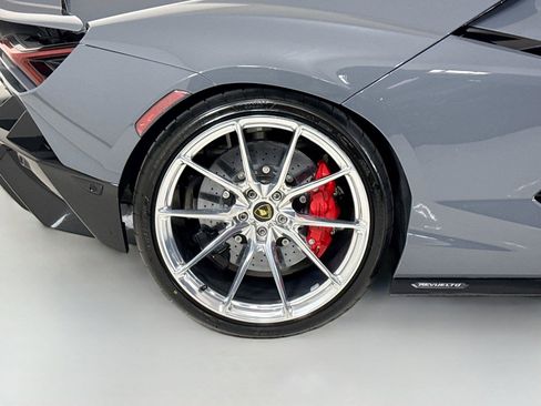 Used 2024 Lamborghini Revuelto AWD/4WD image 38