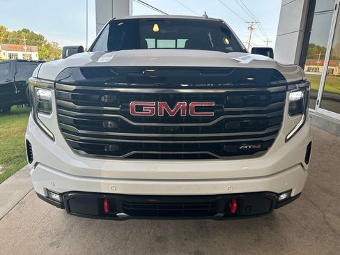 Used 2026 GMC Sierra 1500 AT4 w/ AT4 Premium Package AWD/4WD image 3