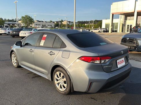 New 2026 Toyota Corolla LE FWD image 4
