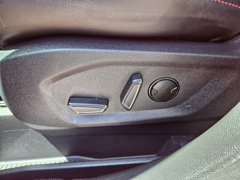 Used 2024 Ford Edge ST-Line AWD/4WD image 9