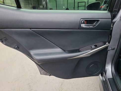 Used 2016 Lexus IS 200t image 14