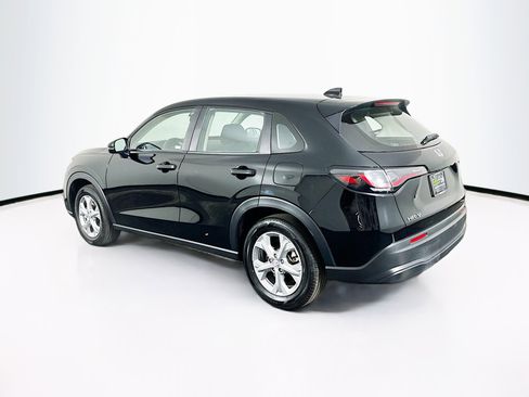 Used 2025 Honda HR-V LX image 5