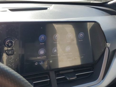 Used 2024 Chevrolet Trax RS image 24