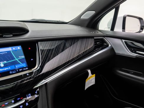 New 2025 Cadillac XT6 Premium Luxury image 26